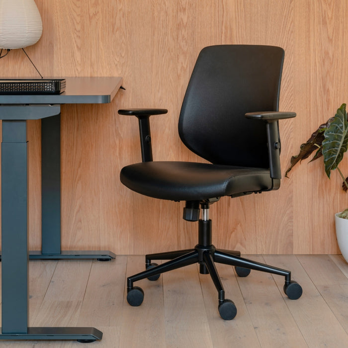 Color & Material:Black Vegan Leather; Size:Standard; user_groups: overview;
