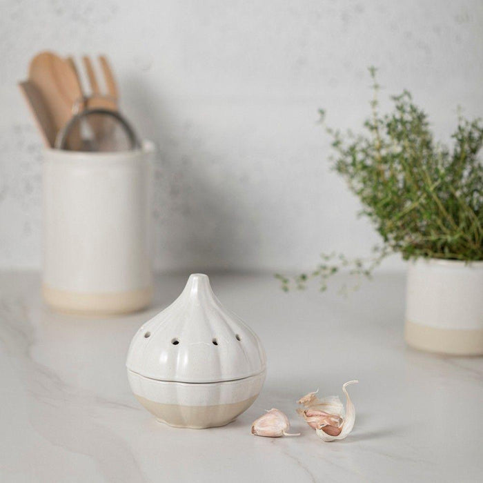 Fattoria White Garlic Canister