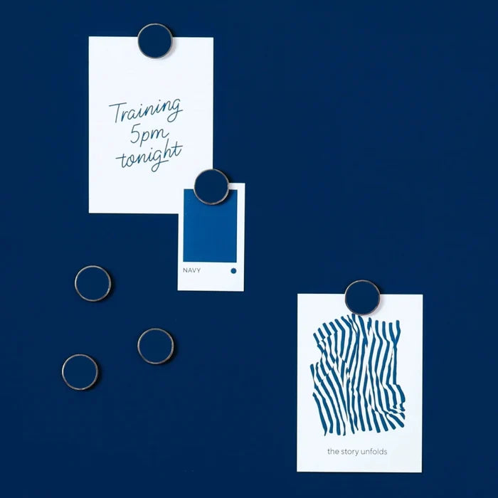 Color:Navy;