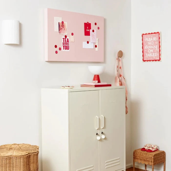 Color:Blush;