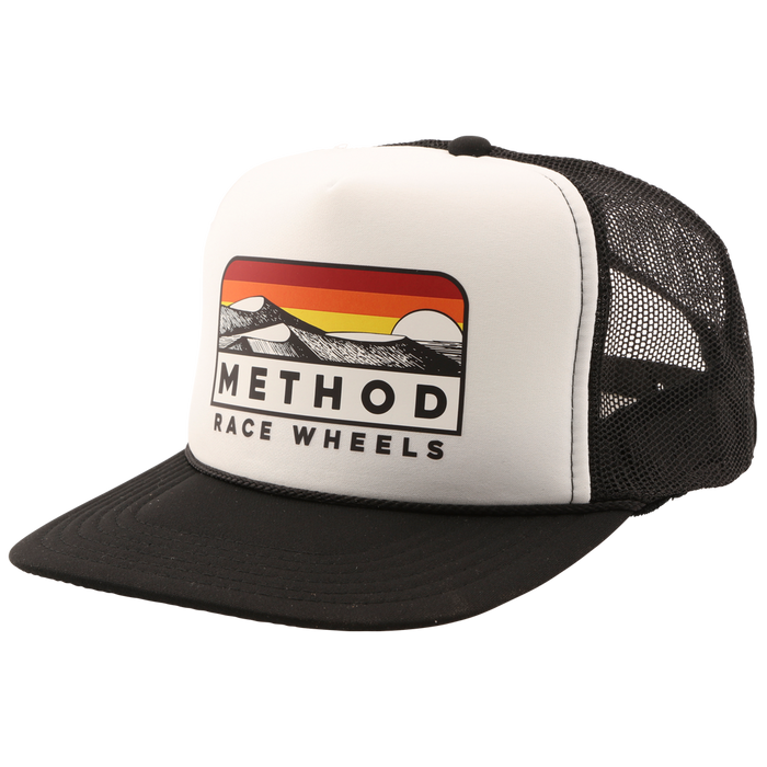 Method Duner Trucker Hat - Markdown | Snapback | White - Black