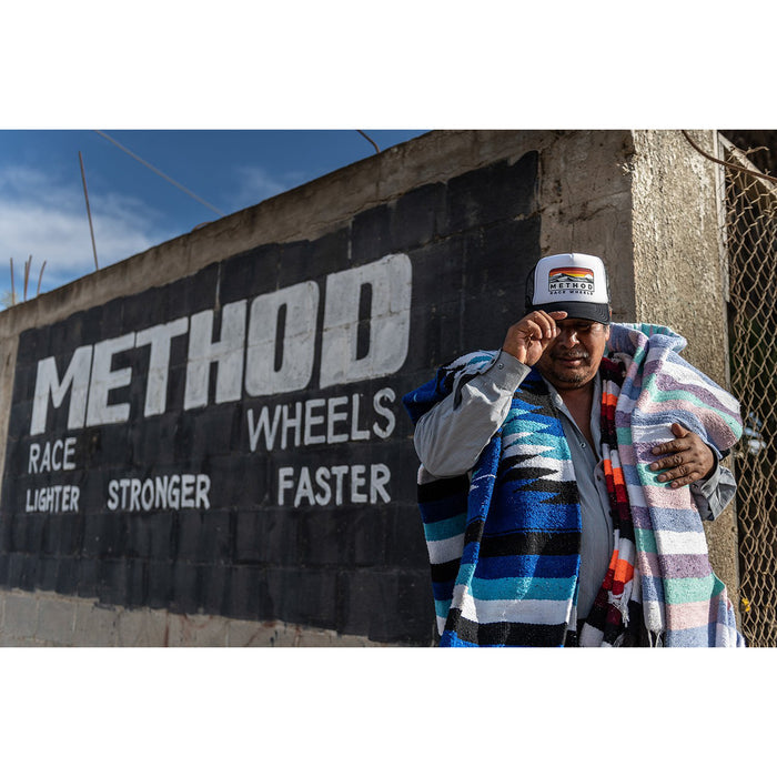 Method Duner Trucker Hat - Markdown | Snapback | White - Black