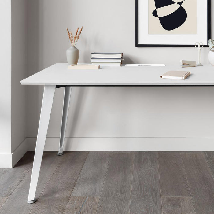 Top Color:Fog; Leg Color:Powder White; Desk Size:60 inches x 30 inches;